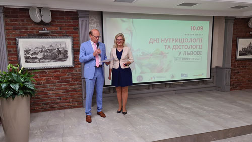 Нутриціологія навчання курси у  Львові конференція про здорове харчування дієти