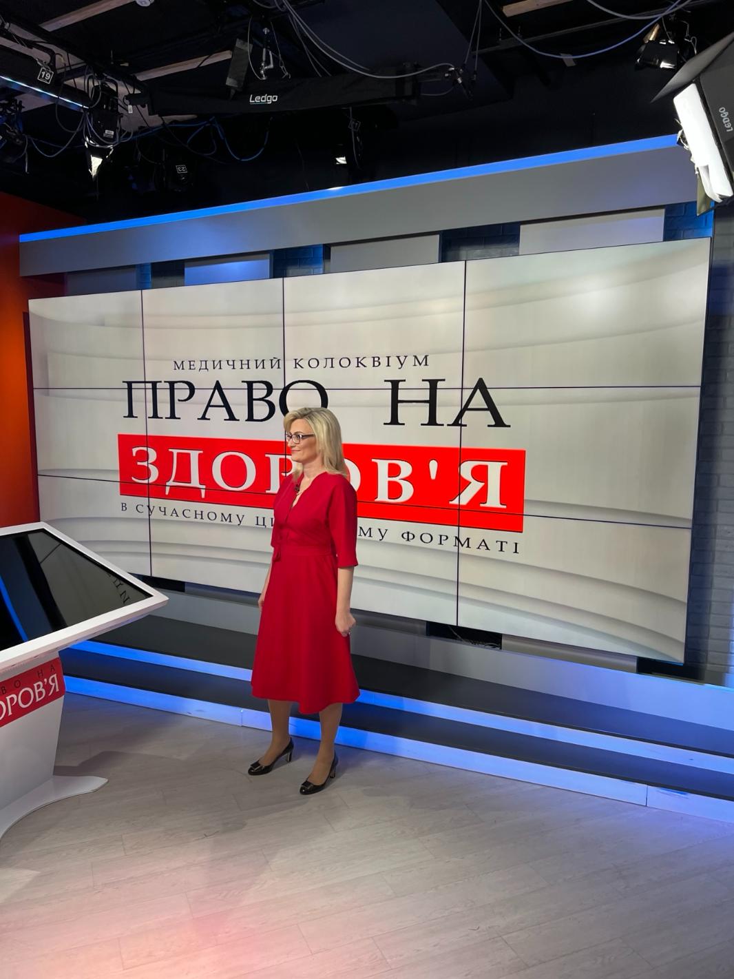 Лікар дієтолог гастроентеролог Олена Няньковська Ужгород Київ Одеса Львів топ дієтолог України  